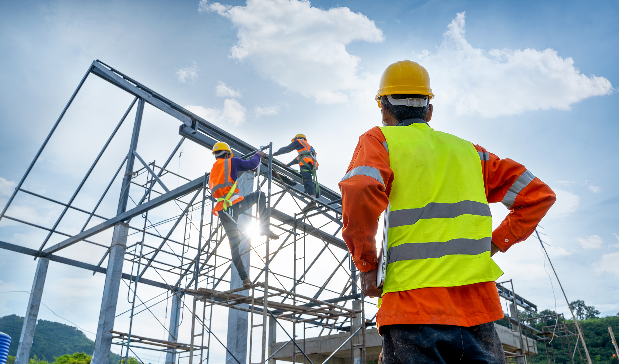 Gerüstbauer in der Nähe für Fassaden- und Dacharbeiten – Jetzt bei Meister-Job